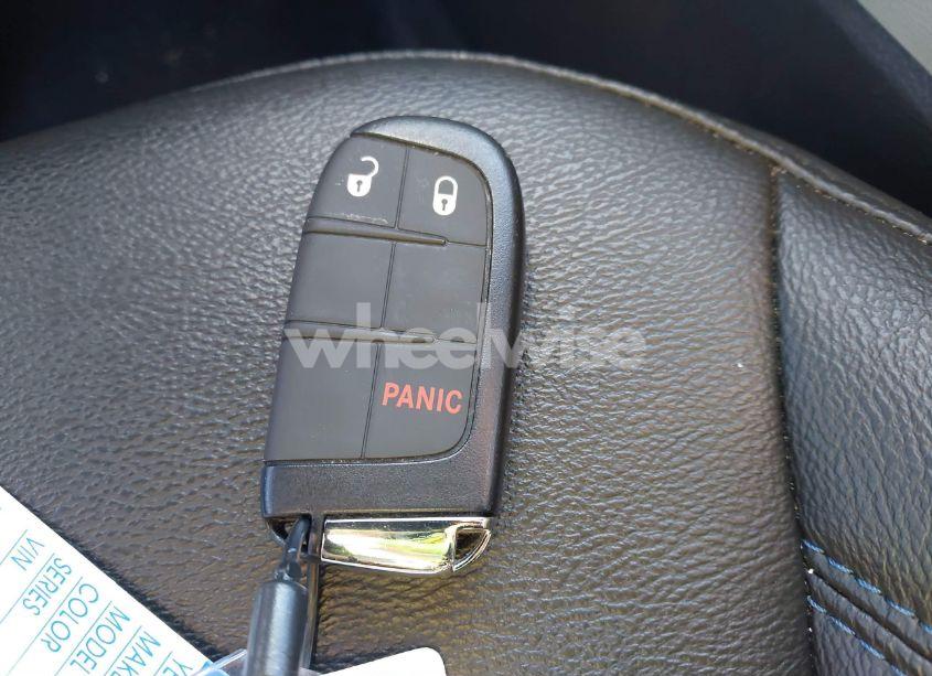 Photo 11 of 2024 Jeep Compass LATITUDE 4X4 (VIN 3C4NJDBN5RT604940)