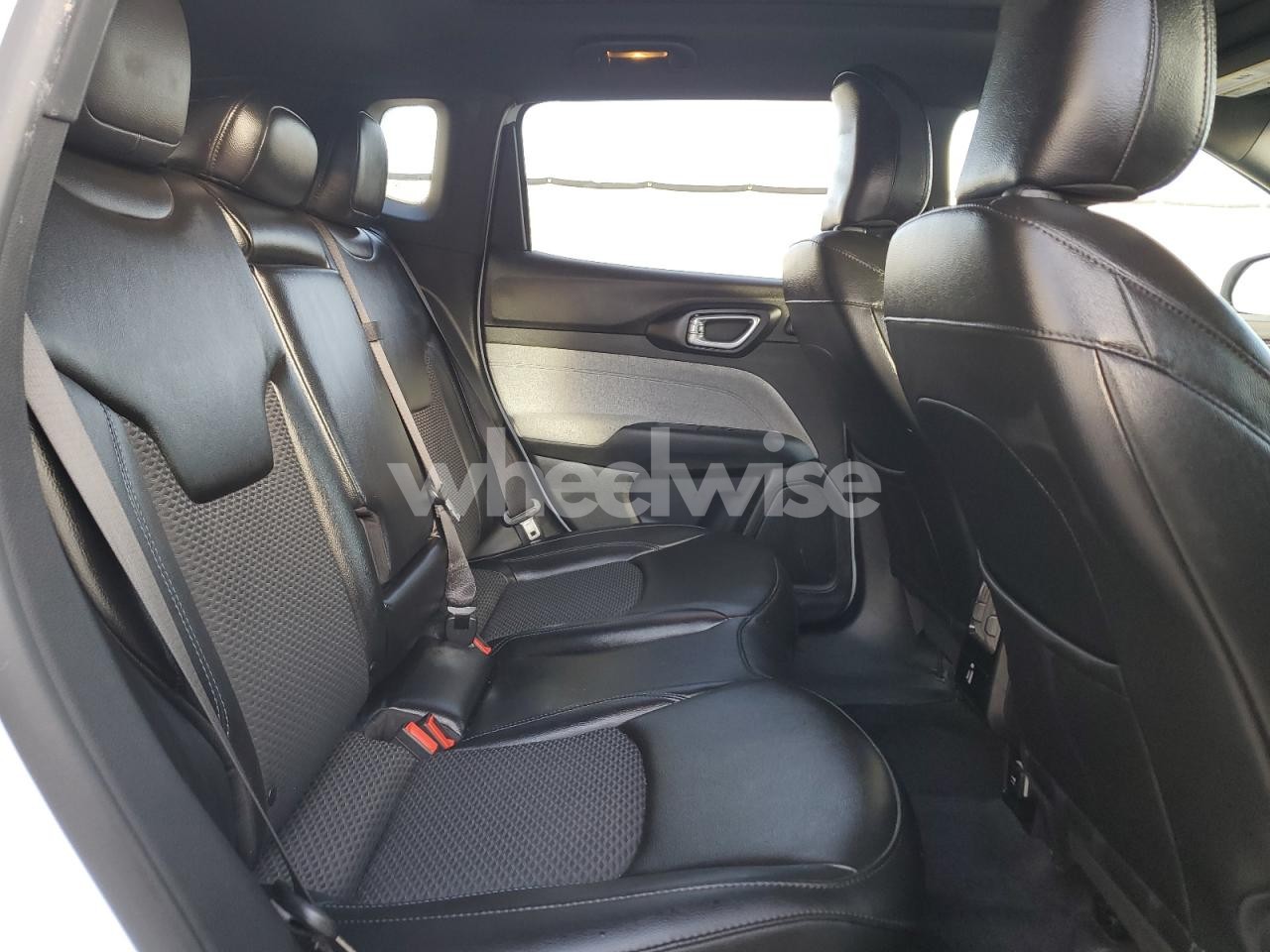 Photo 11 of 2023 JEEP COMPASS LATITUDE N/A (VIN 3C4NJDBN6PT511938)