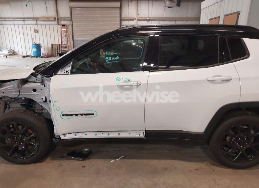 Photo 15 of 2023 Jeep Compass ALTITUDE 4X4 (VIN 3C4NJDBN6PT566194)