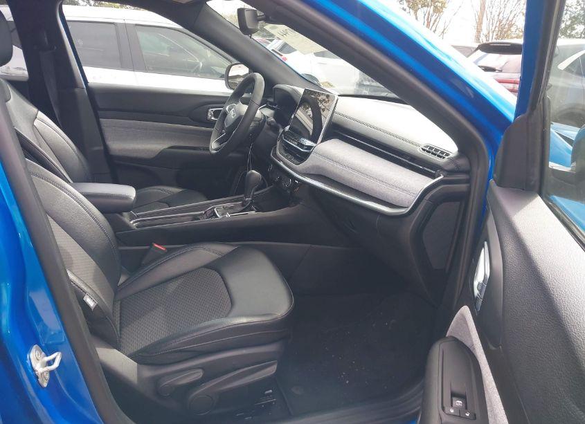 Photo 5 of 2024 Jeep Compass LATITUDE 4X4 (VIN 3C4NJDBN6RT111557)