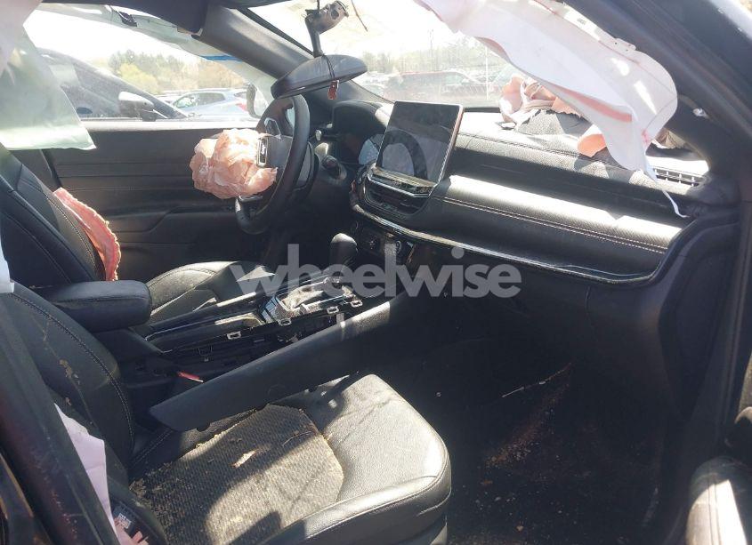 Photo 5 of 2024 Jeep Compass LATITUDE 4X4 (VIN 3C4NJDBN6RT578199)