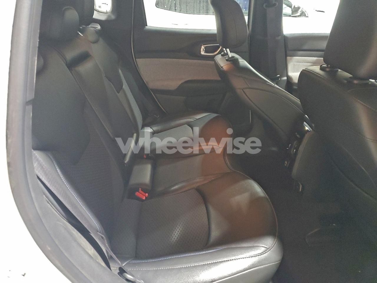 Photo 11 of 2025 JEEP COMPASS LATITUDE N/A (VIN 3C4NJDBN6ST592822)