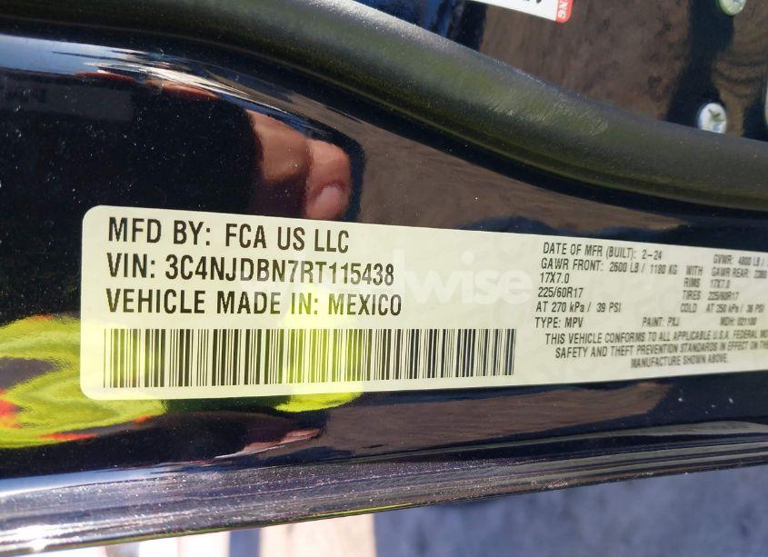 Photo 9 of 2024 Jeep Compass LATITUDE 4X4 (VIN 3C4NJDBN7RT115438)