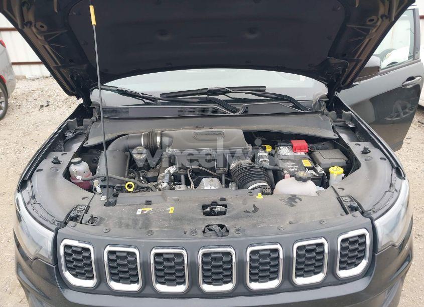 Photo 10 of 2024 Jeep Compass LATITUDE 4X4 (VIN 3C4NJDBN7RT138590)