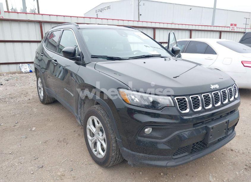 Photo 6 of 2024 Jeep Compass LATITUDE 4X4 (VIN 3C4NJDBN7RT138590)