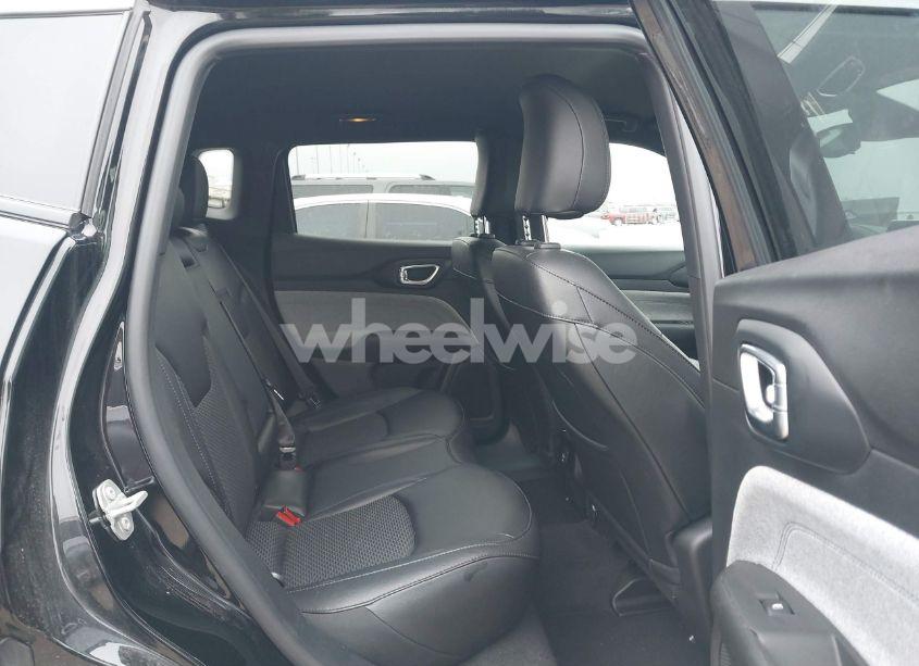Photo 8 of 2024 Jeep Compass LATITUDE 4X4 (VIN 3C4NJDBN7RT138590)