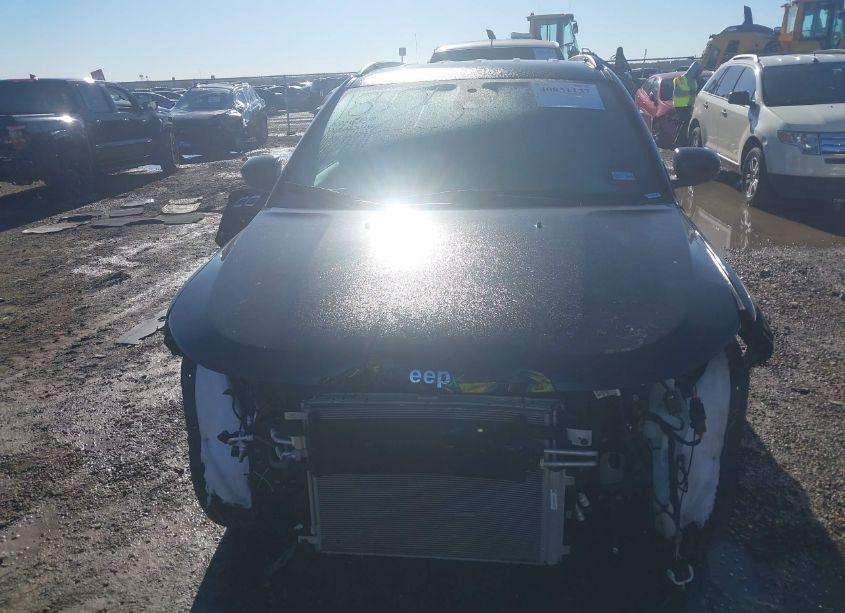 Photo 13 of 2024 Jeep Compass LATITUDE 4X4 (VIN 3C4NJDBN7RT584030)