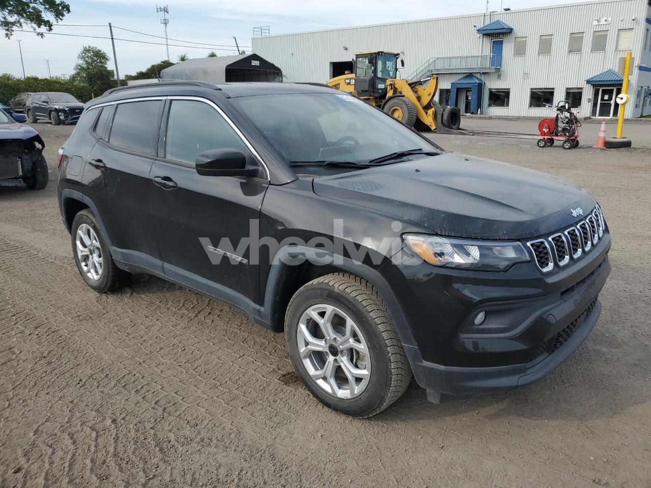 Photo 4 of 2025 JEEP COMPASS LATITUDE (VIN 3C4NJDBN7ST514730)