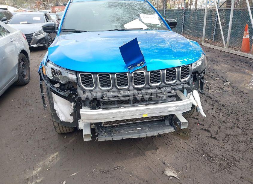 Photo 6 of 2024 Jeep Compass LATITUDE 4X4 (VIN 3C4NJDBN8RT117599)