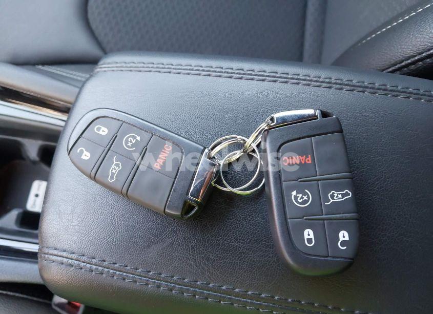 Photo 11 of 2024 Jeep Compass LATITUDE 4X4 (VIN 3C4NJDBN8RT592122)