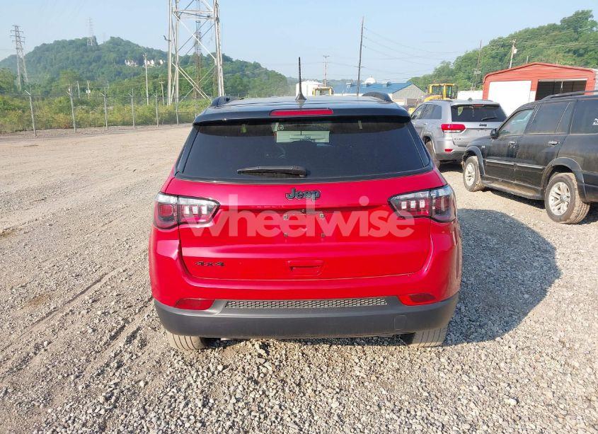 Photo 16 of 2024 Jeep Compass LATITUDE 4X4 (VIN 3C4NJDBN8RT592122)