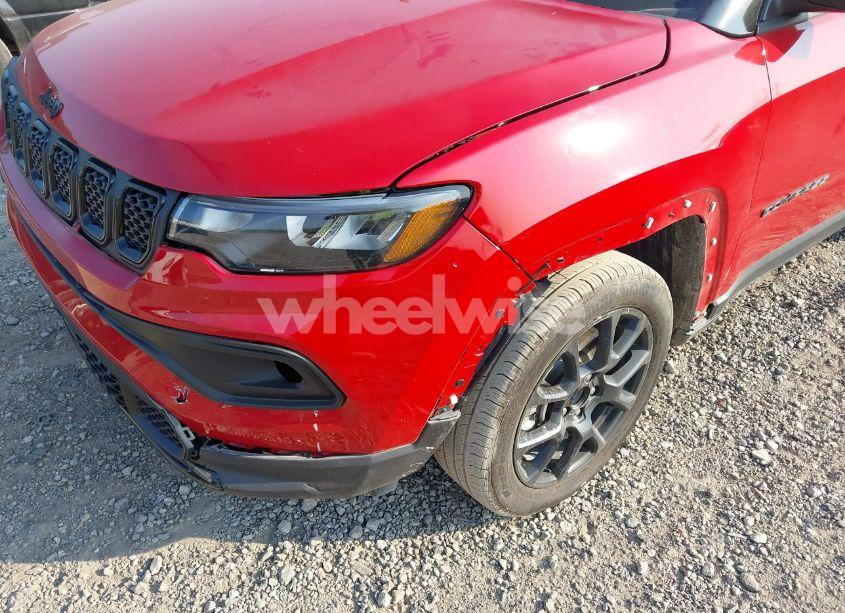 Photo 6 of 2024 Jeep Compass LATITUDE 4X4 (VIN 3C4NJDBN8RT592122)