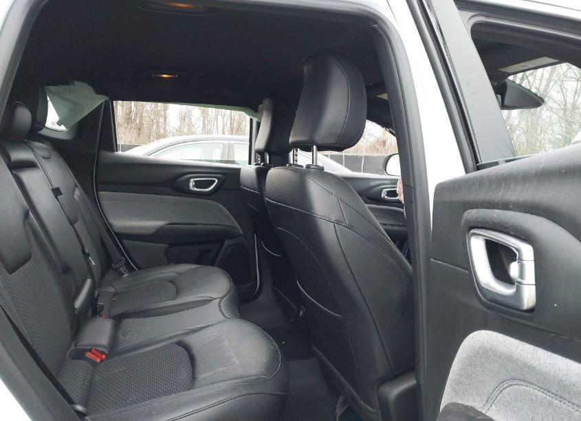 Photo 8 of 2024 Jeep Compass LATITUDE 4X4 (VIN 3C4NJDBN8RT605192)