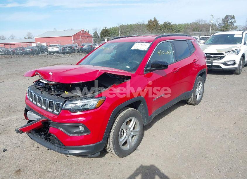 Photo 2 of 2024 Jeep Compass LATITUDE 4X4 (VIN 3C4NJDBN8RT607704)
