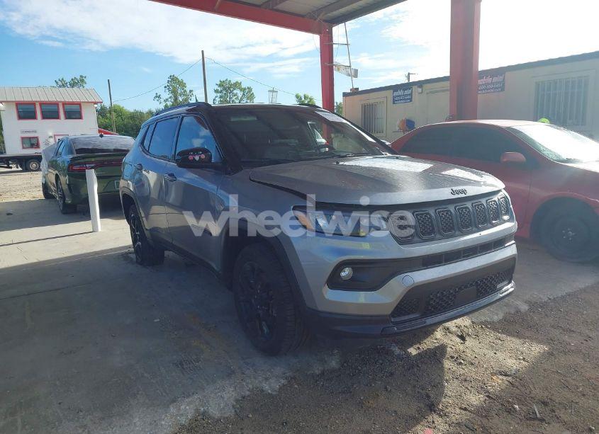 2023 Jeep Compass ALTITUDE 4X4 (VIN 3C4NJDBN9PT517555) main photo
