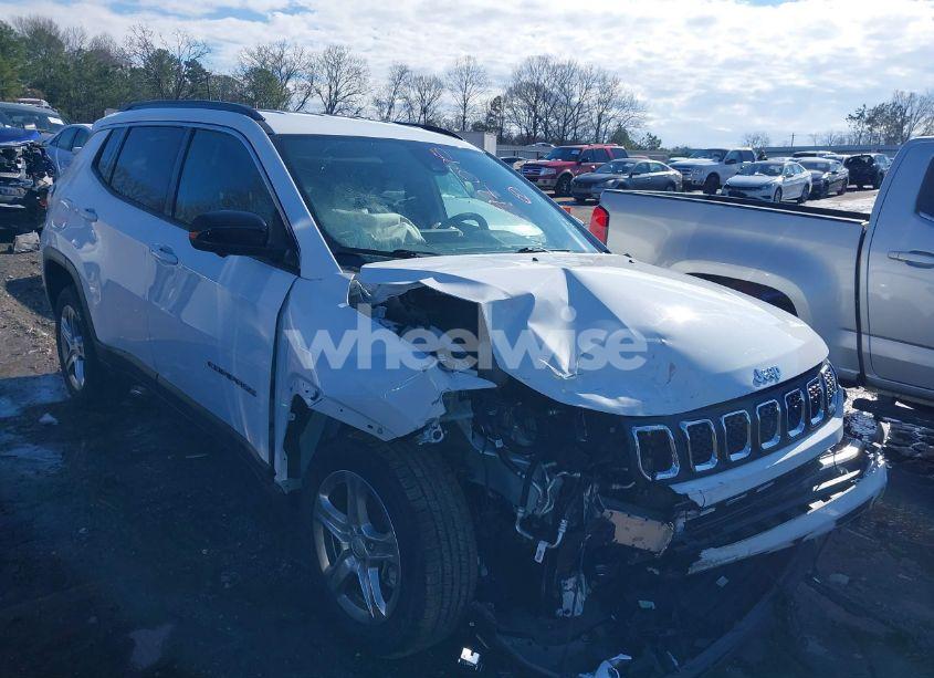 2023 Jeep Compass LATITUDE 4X4 (VIN 3C4NJDBN9PT525204) main photo