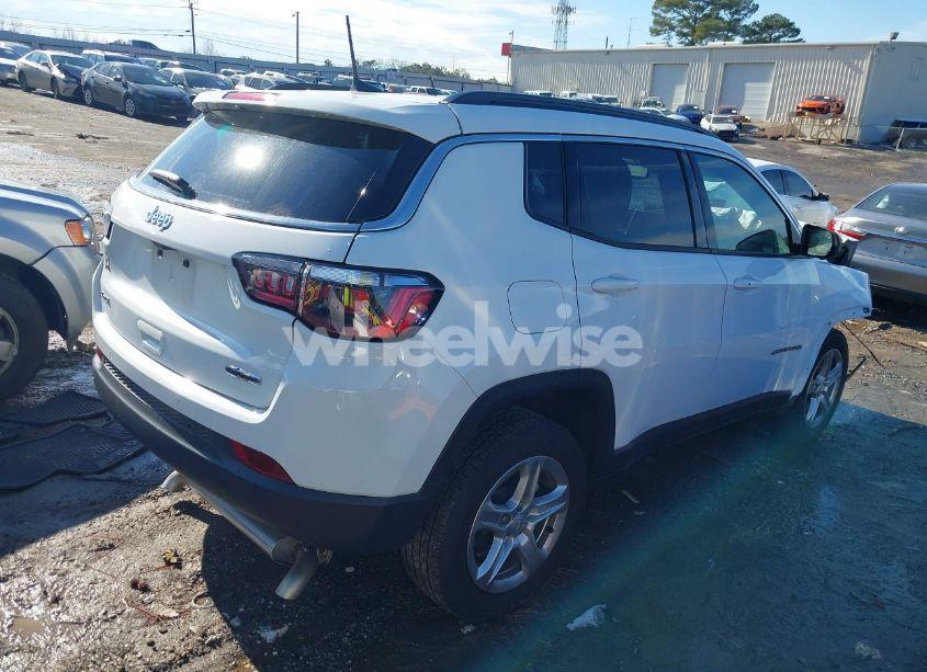 Photo 4 of 2023 Jeep Compass LATITUDE 4X4 (VIN 3C4NJDBN9PT525204)