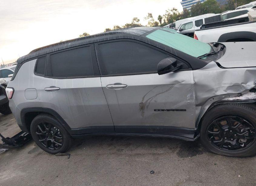 Photo 12 of 2023 Jeep Compass ALTITUDE 4X4 (VIN 3C4NJDBN9PT566349)