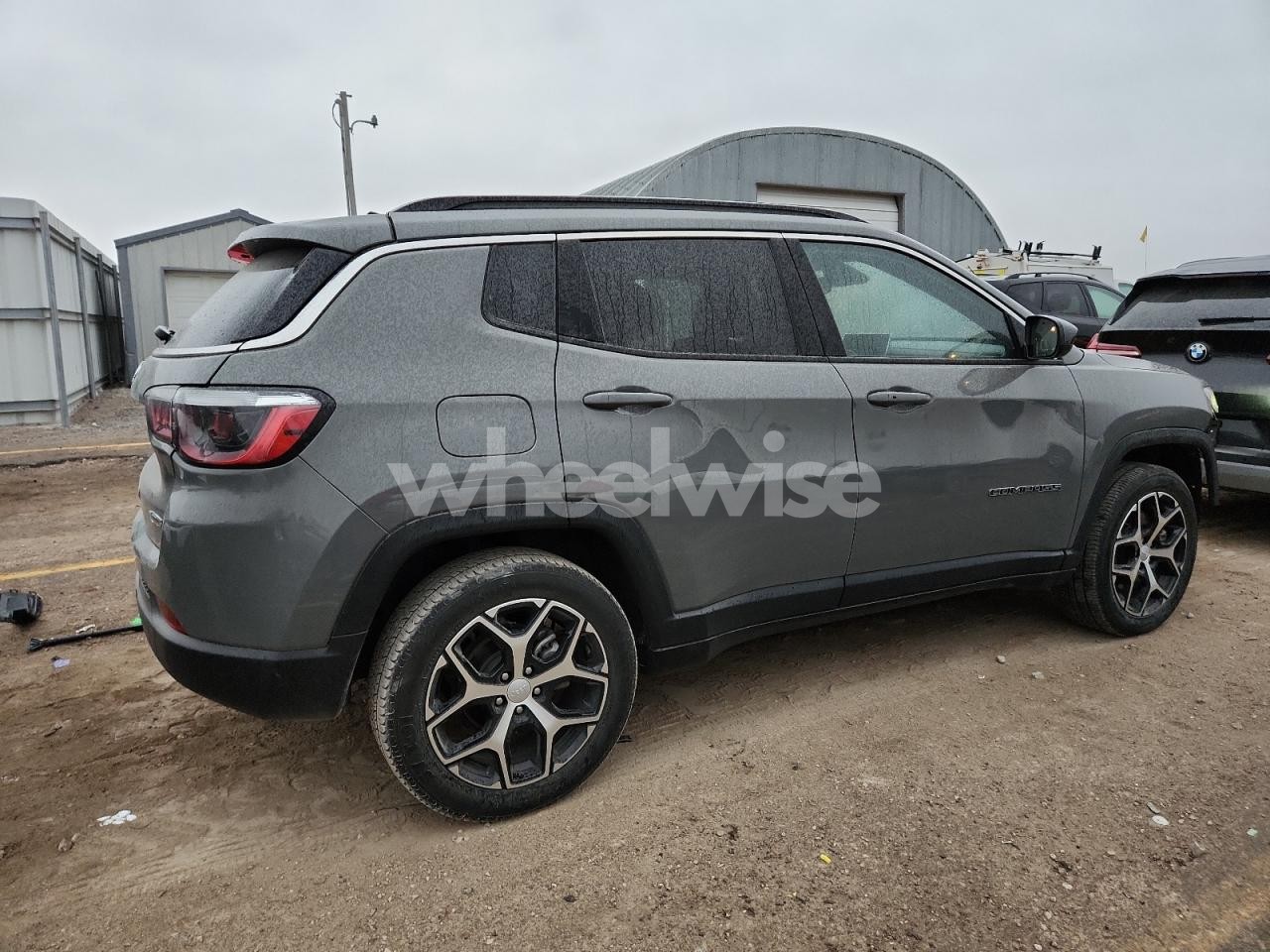 Photo 3 of 2024 JEEP COMPASS LATITUDE N/A (VIN 3C4NJDBN9RT604147)