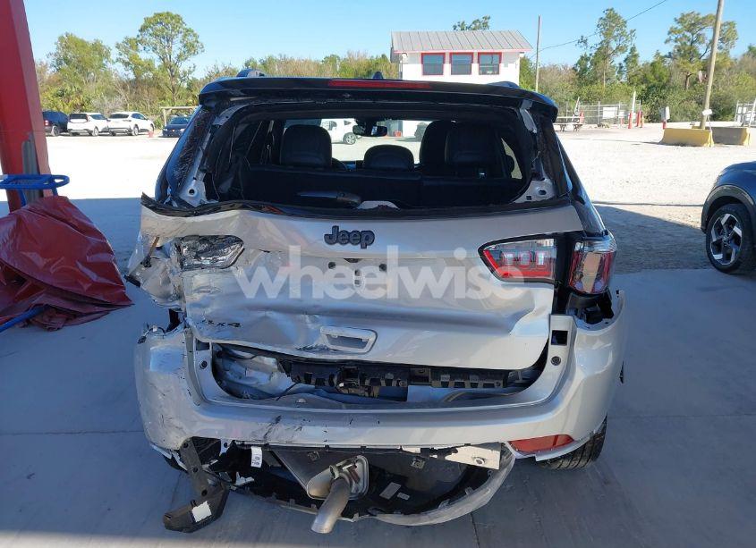 Photo 17 of 2024 Jeep Compass LATITUDE 4X4 (VIN 3C4NJDBNXRT108385)