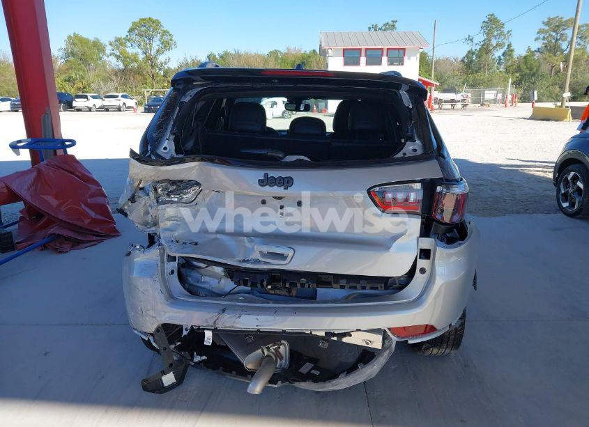 Photo 6 of 2024 Jeep Compass LATITUDE 4X4 (VIN 3C4NJDBNXRT108385)