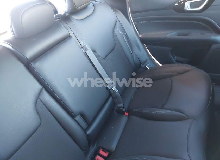 Photo 8 of 2024 Jeep Compass LATITUDE 4X4 (VIN 3C4NJDBNXRT108385)