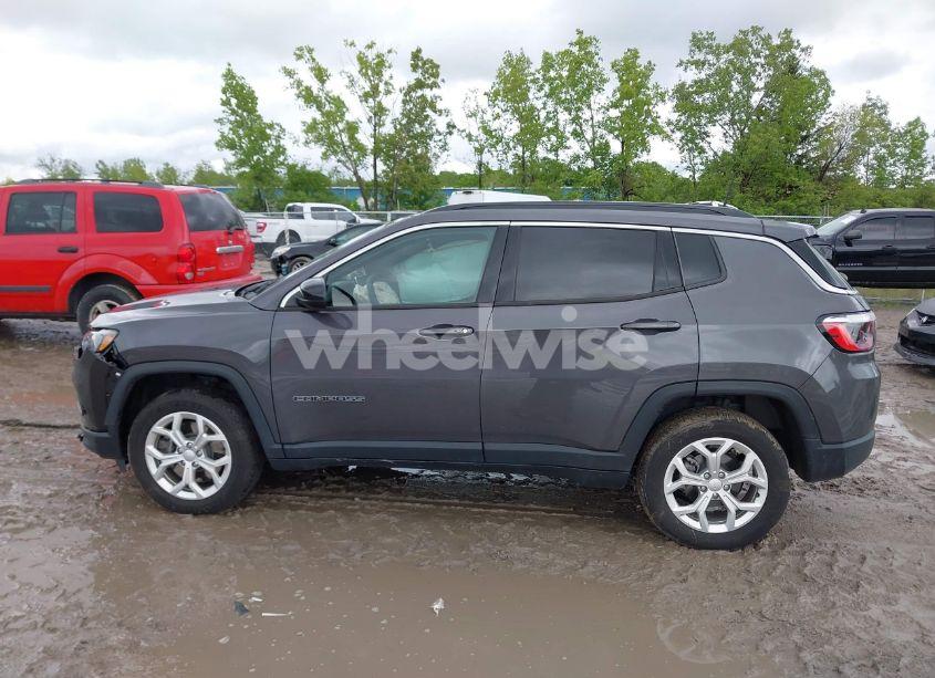 Photo 14 of 2024 Jeep Compass LATITUDE 4X4 (VIN 3C4NJDBNXRT121282)