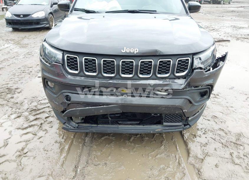 Photo 6 of 2024 Jeep Compass LATITUDE 4X4 (VIN 3C4NJDBNXRT121282)