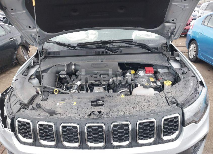 Photo 10 of 2024 Jeep Compass LATITUDE 4X4 (VIN 3C4NJDBNXRT175441)