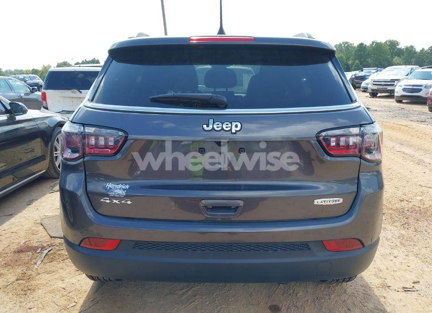 Photo 16 of 2024 Jeep Compass LATITUDE 4X4 (VIN 3C4NJDBNXRT583728)