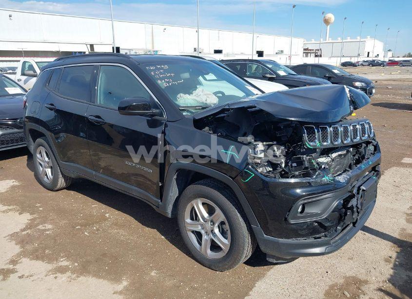 2024 Jeep Compass LATITUDE 4X4 (VIN 3C4NJDBNXRT603833) main photo