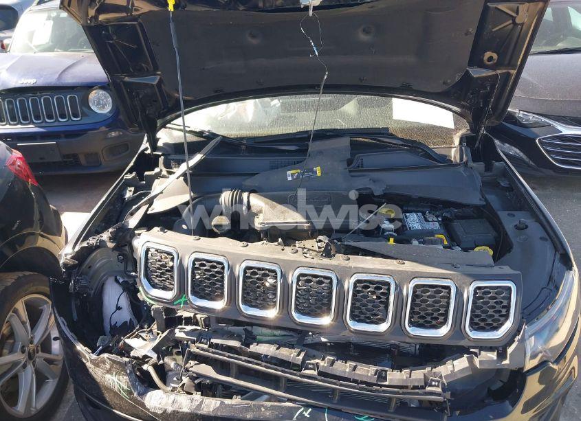 Photo 10 of 2024 Jeep Compass LATITUDE 4X4 (VIN 3C4NJDBNXRT603833)