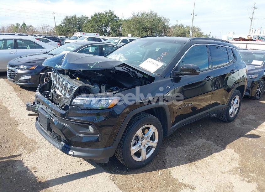 Photo 2 of 2024 Jeep Compass LATITUDE 4X4 (VIN 3C4NJDBNXRT603833)