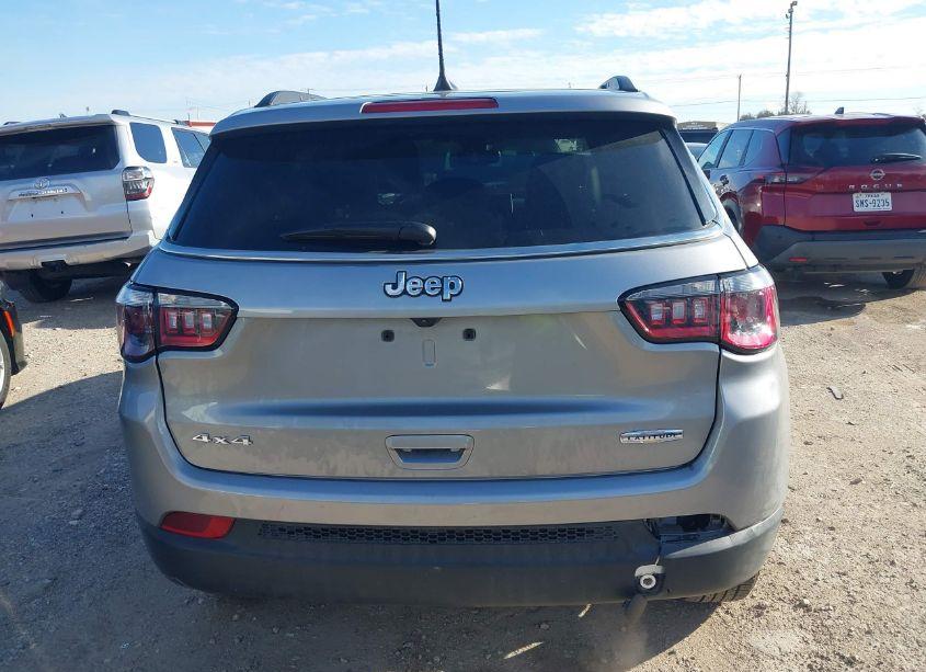 Photo 16 of 2024 Jeep Compass LATITUDE 4X4 (VIN 3C4NJDBNXRT604562)