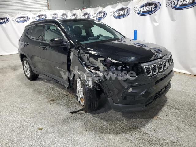 Photo 3 of 2025 JEEP COMPASS LATITUDE N/A (VIN 3C4NJDBNXST523714)