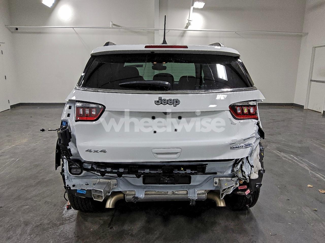Photo 6 of 2025 JEEP COMPASS LATITUDE (VIN 3C4NJDBNXST592953)