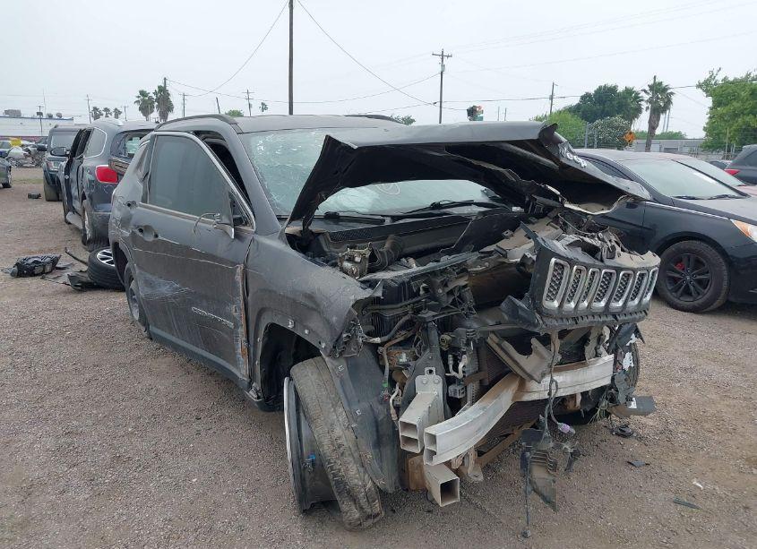 2017 Jeep New COMPASS LIMITED 4X4 (VIN 3C4NJDCB0HT634303) main photo