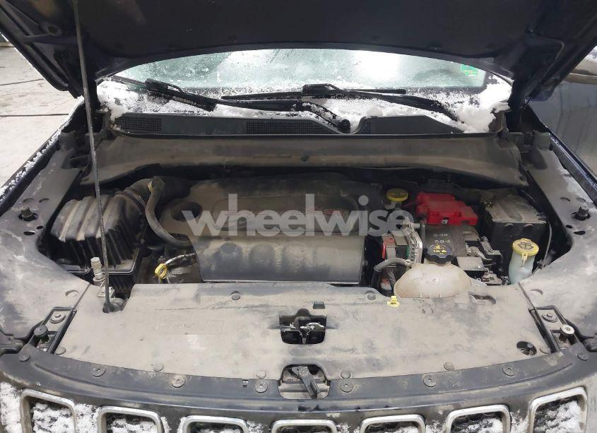 Photo 10 of 2019 Jeep Compass LIMITED 4X4 (VIN 3C4NJDCB0KT771684)