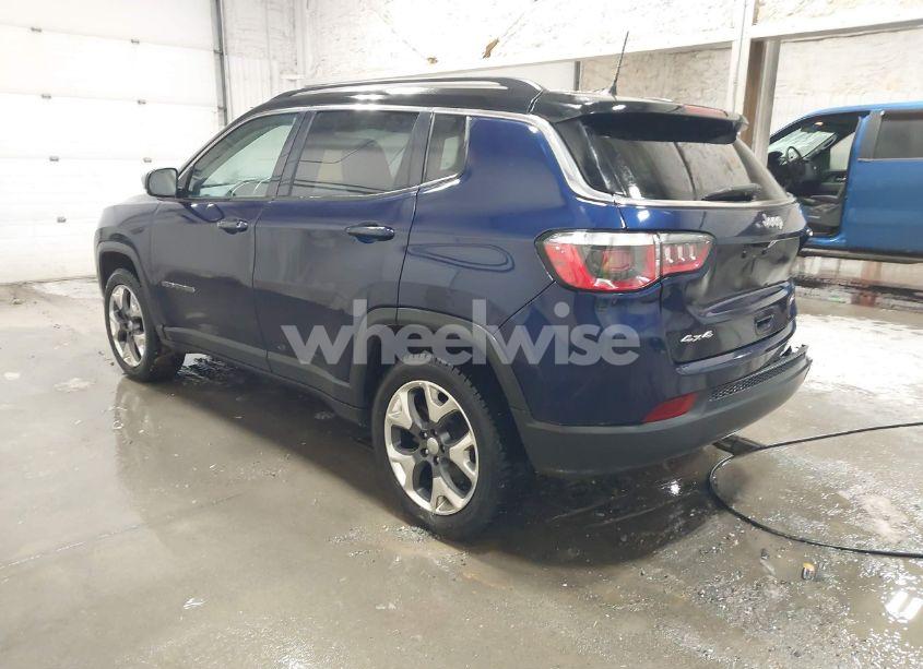 Photo 3 of 2019 Jeep Compass LIMITED 4X4 (VIN 3C4NJDCB0KT771684)