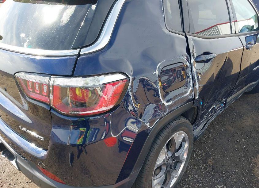 Photo 20 of 2019 Jeep Compass LIMITED 4X4 (VIN 3C4NJDCB0KT843418)