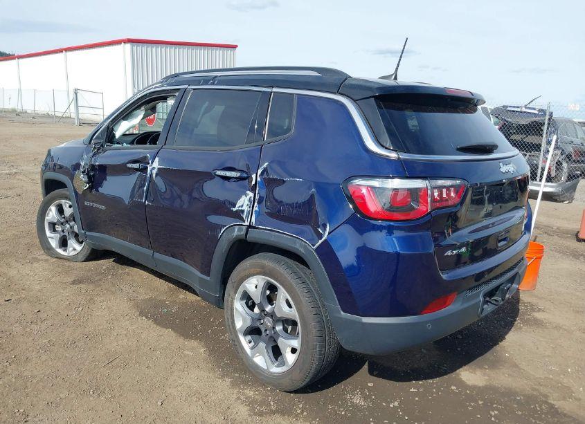 Photo 3 of 2019 Jeep Compass LIMITED 4X4 (VIN 3C4NJDCB0KT843418)