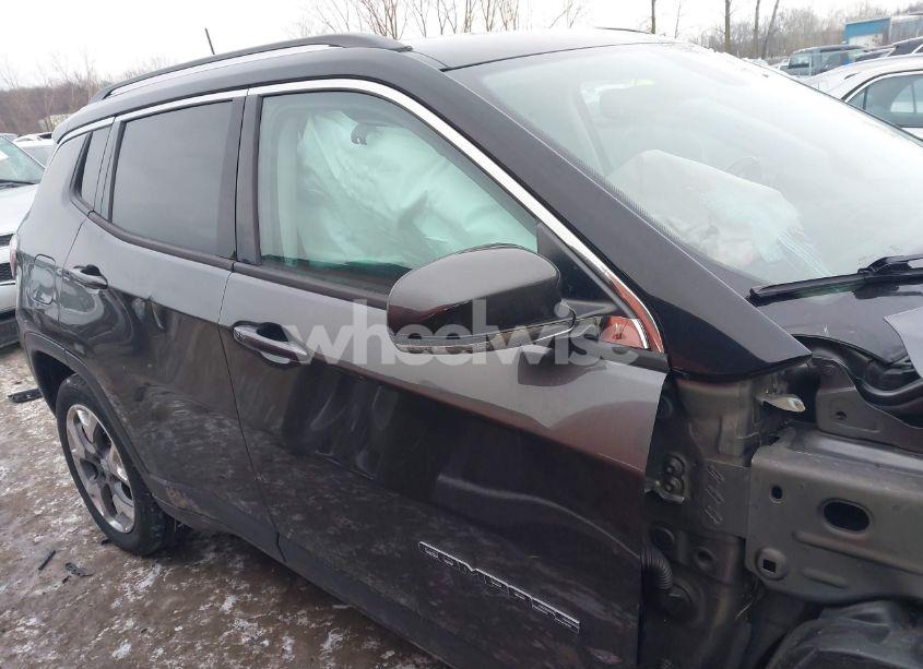 Photo 14 of 2020 Jeep Compass LIMITED 4X4 (VIN 3C4NJDCB0LT105135)