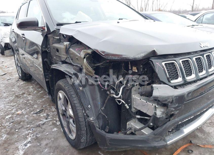 Photo 6 of 2020 Jeep Compass LIMITED 4X4 (VIN 3C4NJDCB0LT105135)