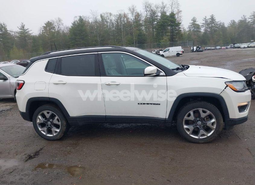 Photo 13 of 2020 Jeep Compass LIMITED 4X4 (VIN 3C4NJDCB0LT233570)