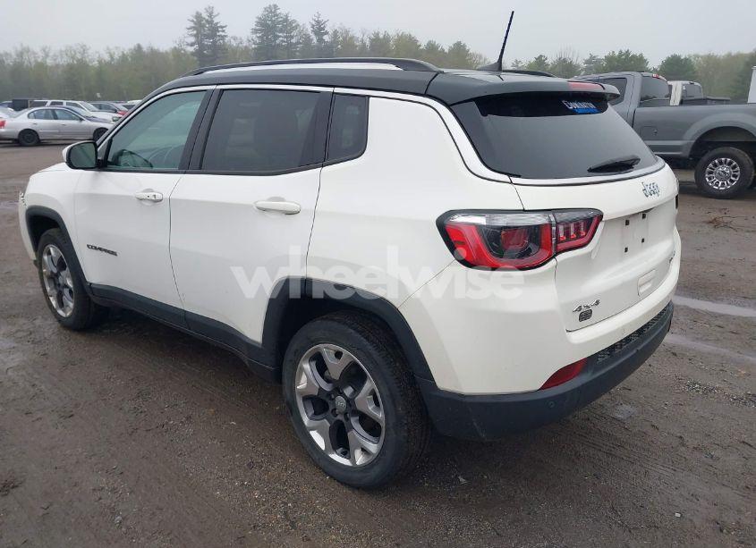 Photo 3 of 2020 Jeep Compass LIMITED 4X4 (VIN 3C4NJDCB0LT233570)