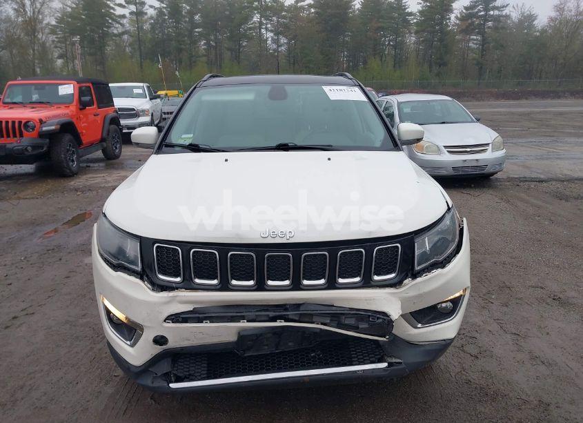 Photo 6 of 2020 Jeep Compass LIMITED 4X4 (VIN 3C4NJDCB0LT233570)