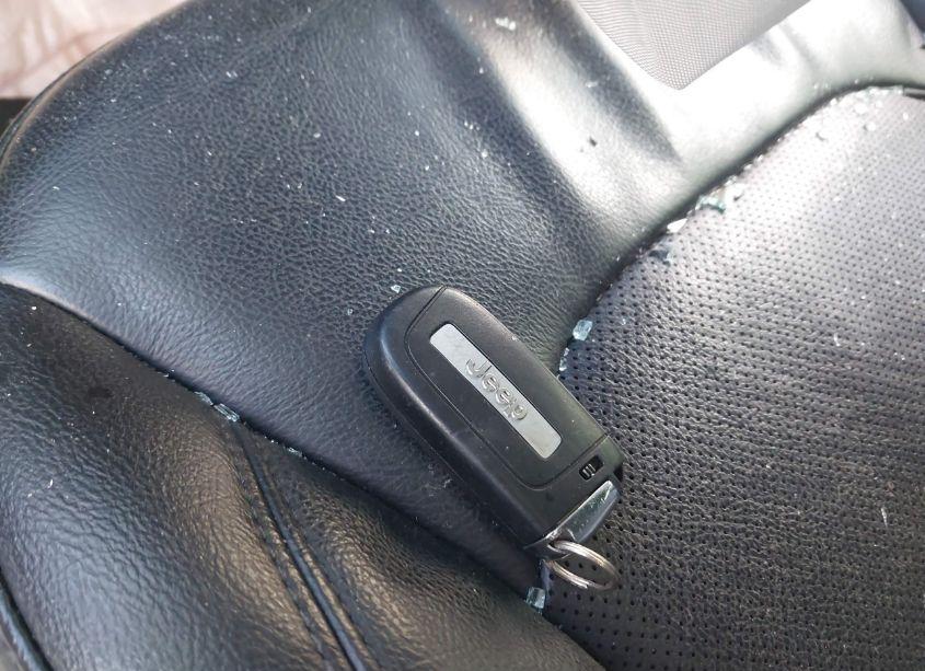 Photo 11 of 2020 Jeep Compass HIGH ALTITUDE 4X4 (VIN 3C4NJDCB0LT259859)