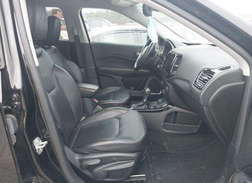 Photo 5 of 2021 Jeep Compass LIMITED 4X4 (VIN 3C4NJDCB0MT603143)