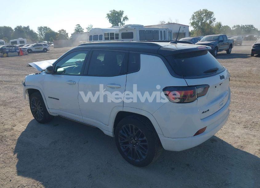 Photo 3 of 2022 Jeep Compass HIGH ALTITUDE 4X4 (VIN 3C4NJDCB0NT164138)