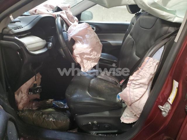 Photo 13 of 2022 JEEP COMPASS LIMITED (VIN 3C4NJDCB0NT180307)